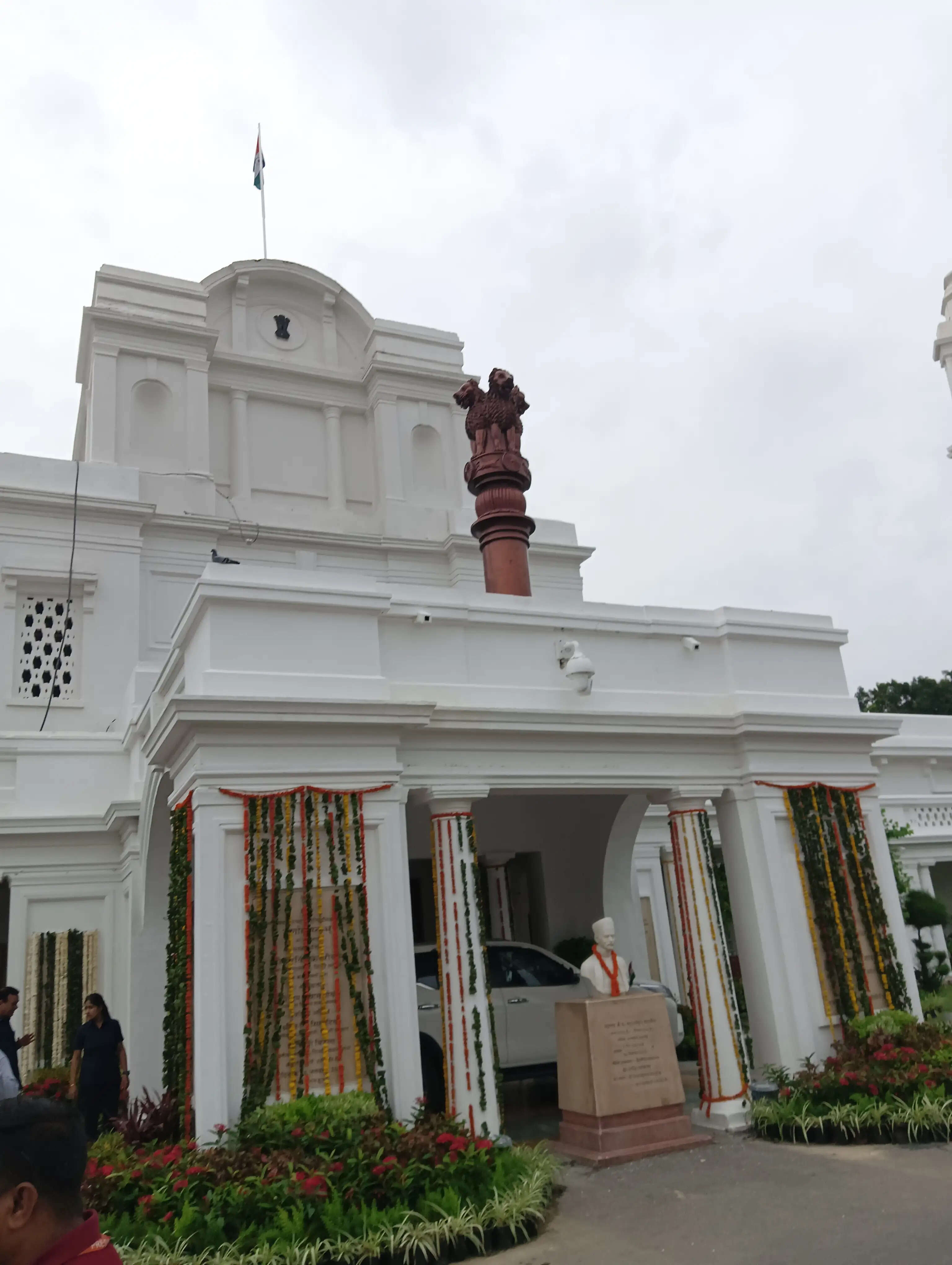 लोकसभा अध्यक्ष के विरुद्ध लाए गए निष्कासन प्रस्ताव के विरोध में दिल्ली विधानसभा में निंदा प्रस्ताव लाया जाएगा