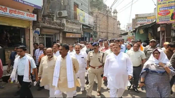 ग्वालियरः अंतरराज्यीय बस स्टैण्ड का संचालन एक माह में प्रारंभ करें