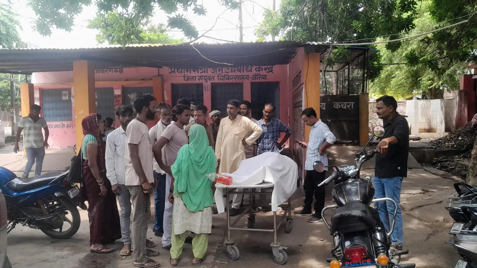 करंट की चपेट में आने से युवक