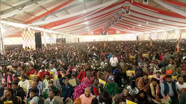 बंगाल में ‘महाजंगल राज’ खत्म करेंगे, टीएमसी के कारण विकास रुका: नरेन्द्र मोदी