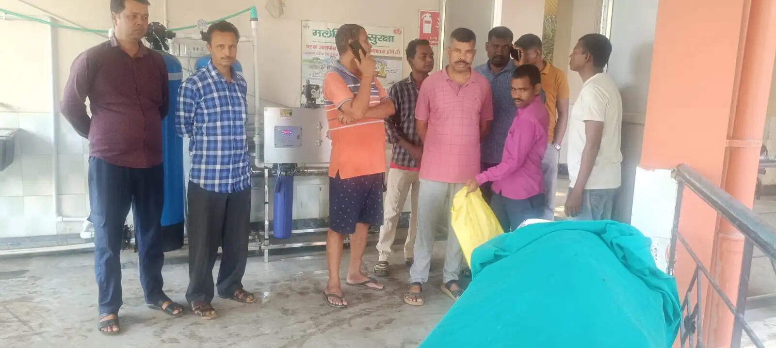 एसबीआइ एटीएम के गार्ड ने फंदे से लटक कर की खुदकुशी