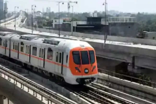 भोपाल मेट्रो की बढ़ेगी रफ्तार, सीएमआरएस ने जांचा सिग्नलिंग सिस्टम, ट्रैक का किया निरीक्षण