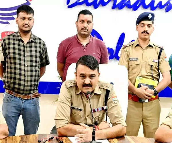 दून पुलिस ने तिहरे हत्याकांड का किया पर्दाफाश, अवैध संबंध में हुई थी महिला समेत दो बच्चियों की हत्या