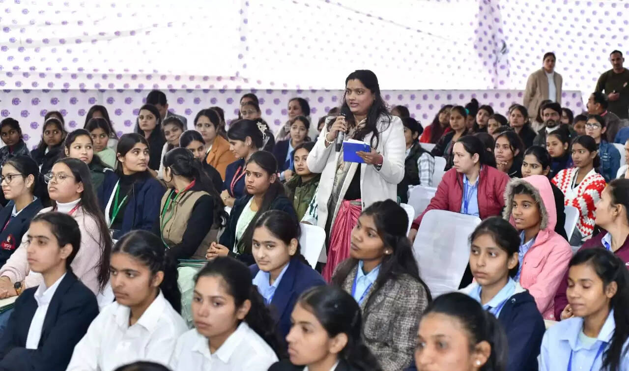 डबल इंजन सरकार ने महिला सशक्तीकरण को जीवन के हर चरण से जोड़ा :मुख्यमंत्री भजनलाल शर्मा