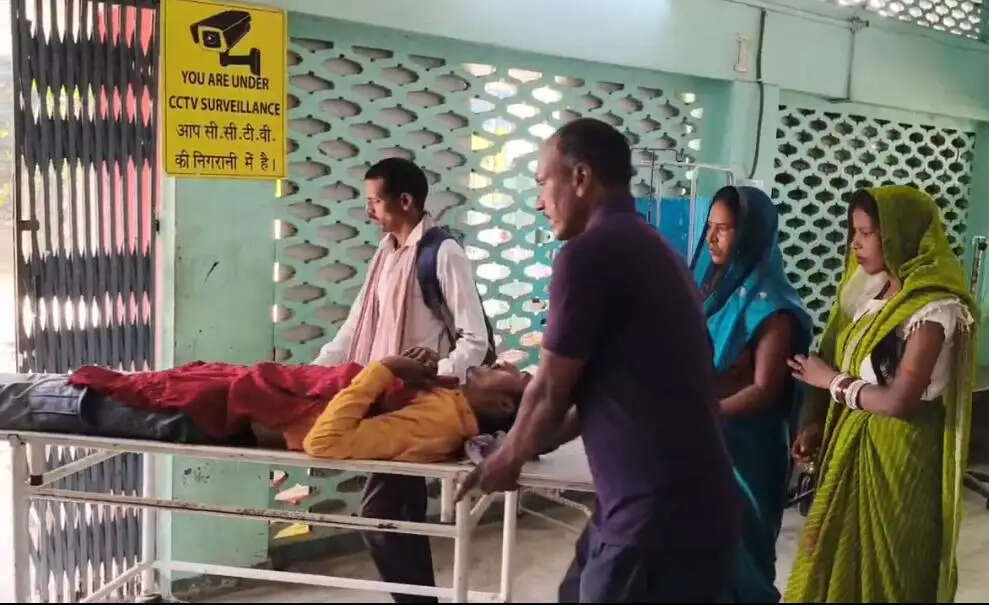 दो बाइक की टक्कर में 5 घायल, एक की हालत नाजुक