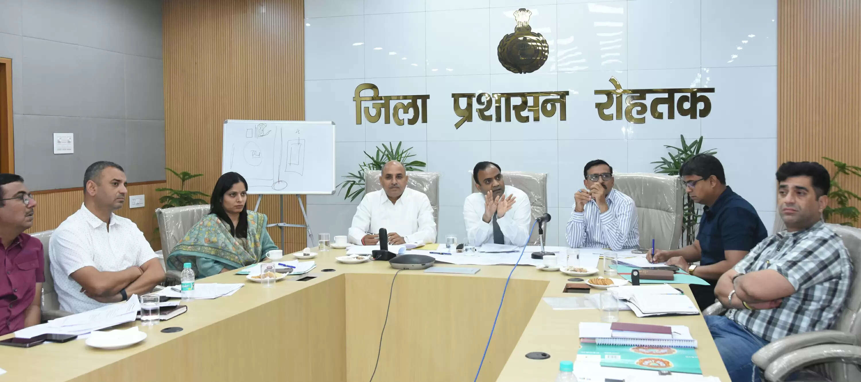 रोहतक में पेयजल व सीवर की समस्या के निदान को व्हाटसएप ग्रुप से जुडेंगे पार्षद व अधिकारी