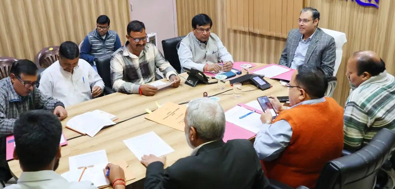 चुनावी मोड में चमोली, 23 अक्टूबर से ईवीएम, वीवीपैट की जांच