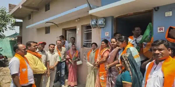 गांव चलो-घर चलो अभियान: आमदी में चला भाजपा का जनसंपर्क