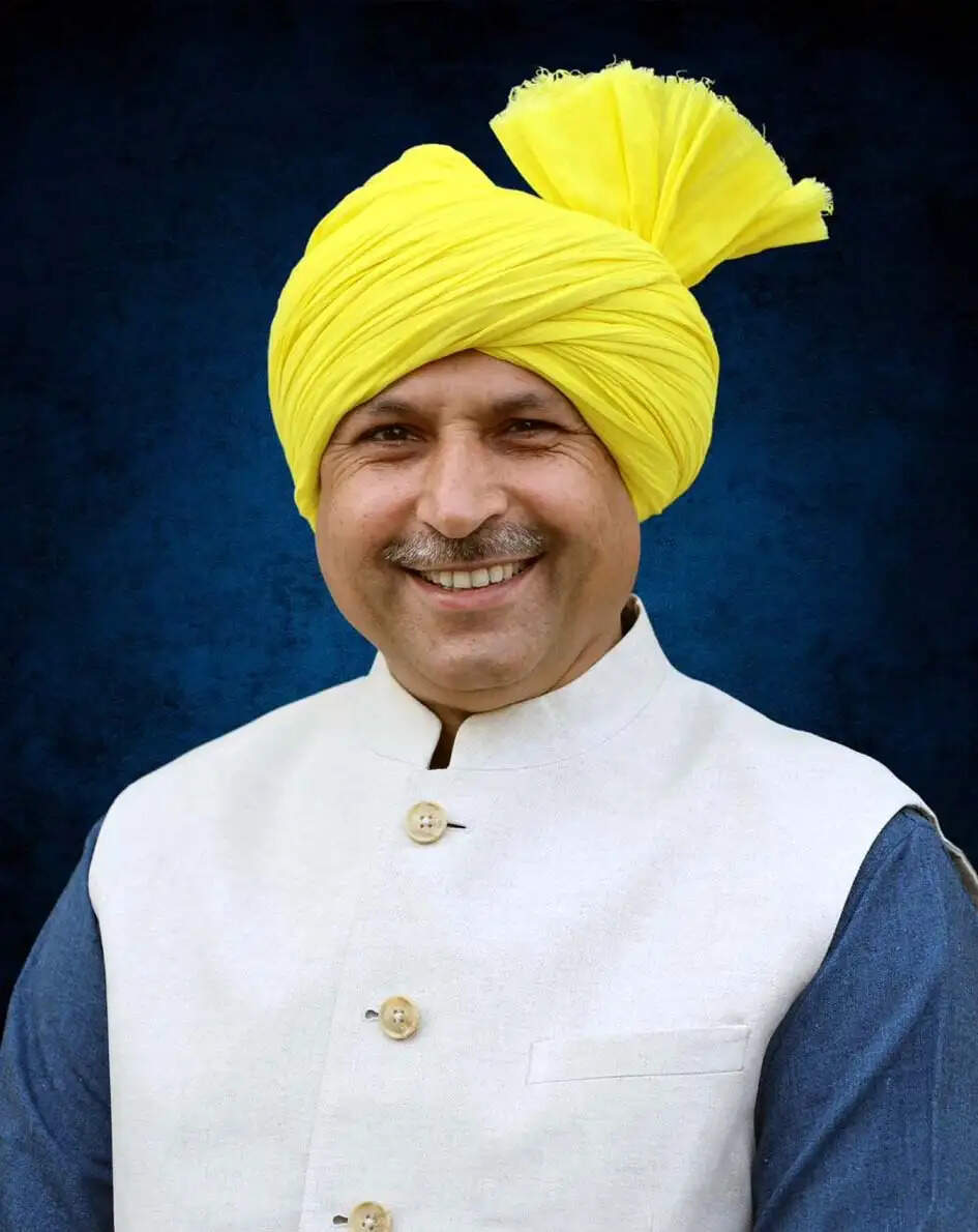 हांसी : हरियाणा के अनेक जिलों में पानी का संकट,हालात गंभीर हुए : राजेन्द्र सोरखी