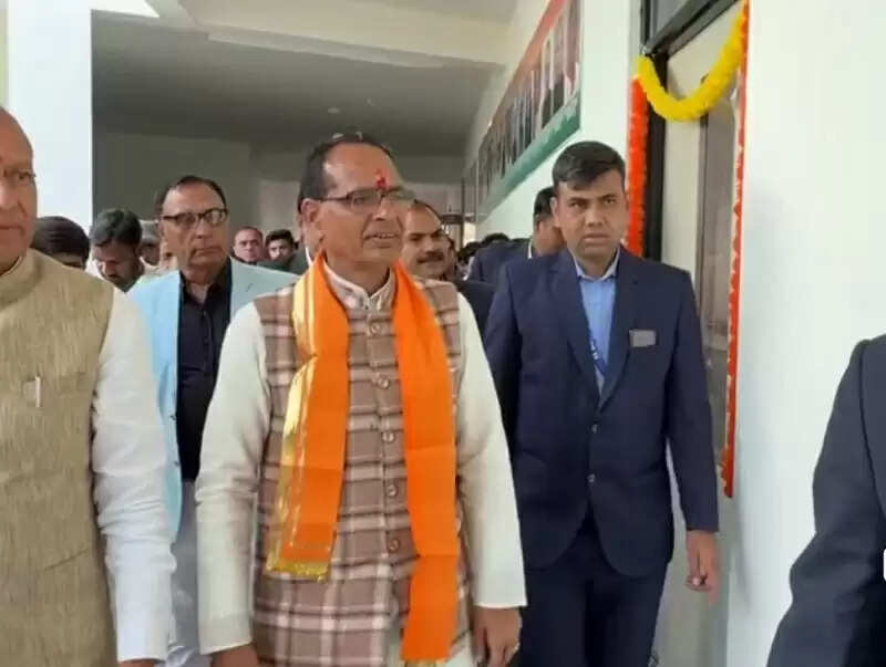 सरकार का उद्देश्य, कोई भी बच्चा आर्थिक कमजोरी के कारण गुणवत्तापूर्ण शिक्षा से न रहे वंचितः शिवराज सिंह