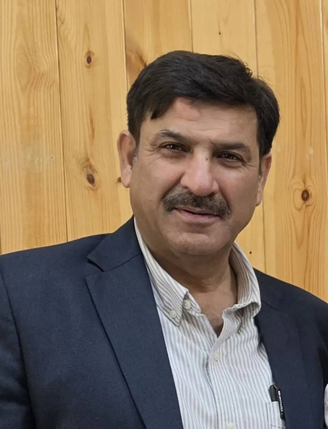 सुक्खू सरकार आम लोगों और कर्मचारियों के हितों को लेकर ज़मीन पर कर रही काम : संजीव गांधी