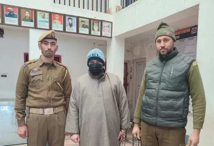 शोपियां पुलिस ने ठग को पकड़ा, हिरासत से रिहाई का झूठा वादा कर 5.4 लाख की धोखाधड़ी के लिए ई-एफआईआर दर्ज
