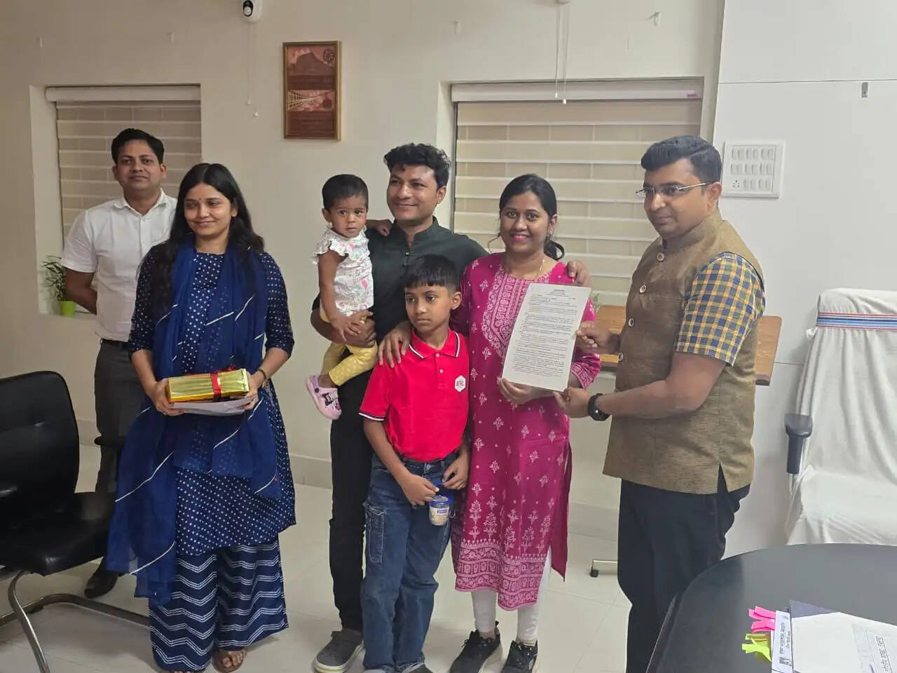 नालंदा जिले में परित्यक्त बालिका को मिली ममता की छांव