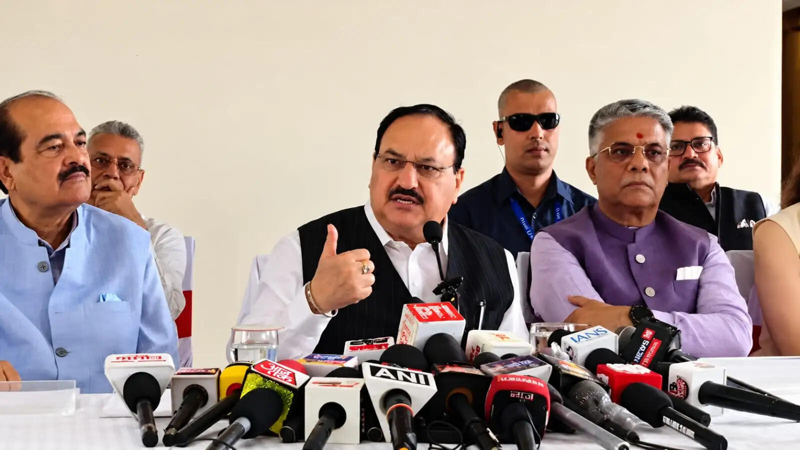 हिमाचल में 55,103 करोड़ की राजमार्ग परियोजनाओं पर तेजी लाए सरकार, किशाऊ परियोजना से छह राज्यों को लाभ होगा : नड्डा