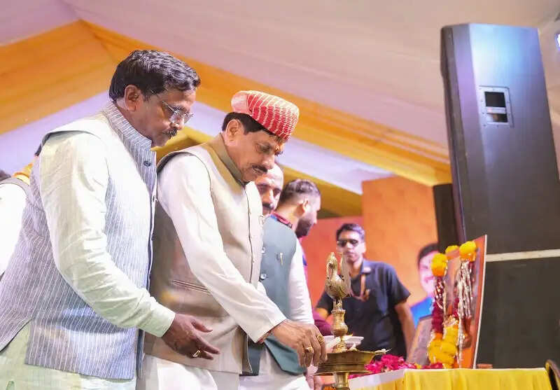 प्राचीन भारतीय ज्ञान परंपरा को गहराई से समझना हो तो उज्जैन के सांदिपनी आश्रम अवश्य आएं : मुख्यमंत्री डॉ. यादव