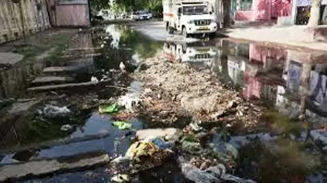 मेट्रो विभाग ने नगर निगम की बिना अनुमति बंद कर दिया नाला, होगा जलभराव