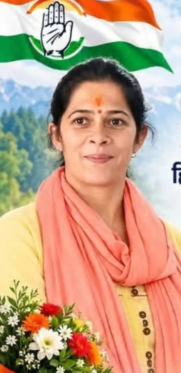 मुख्य चुनाव आयुक्त को बचाने के लिए भाजपा अपना रही हर हथकंडा : ऊषा तोमर