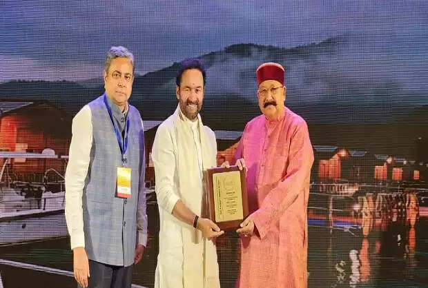 स्वदेश दर्शन योजना में उत्तराखंड सम्मानित