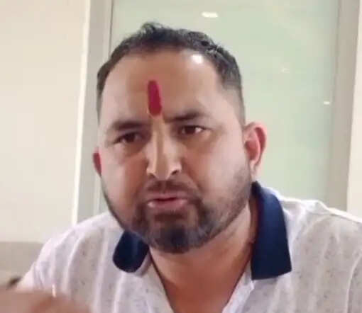 सुक्खू सरकार के लिए मांगी थी मन्नत, अब उसी के खिलाफ अनशन