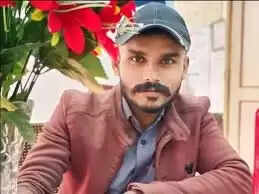 हरदा: रेलवे कर्मचारी ने फांसी का फंदा लगाकर किया सुसाइड