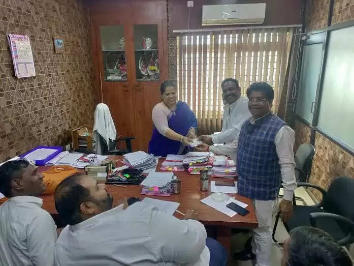 मंदसौरः जिले में 10,01,851 मतदाता दर्ज, चारों विधानसभा में 137 नए मतदान केंद्र बढ़े