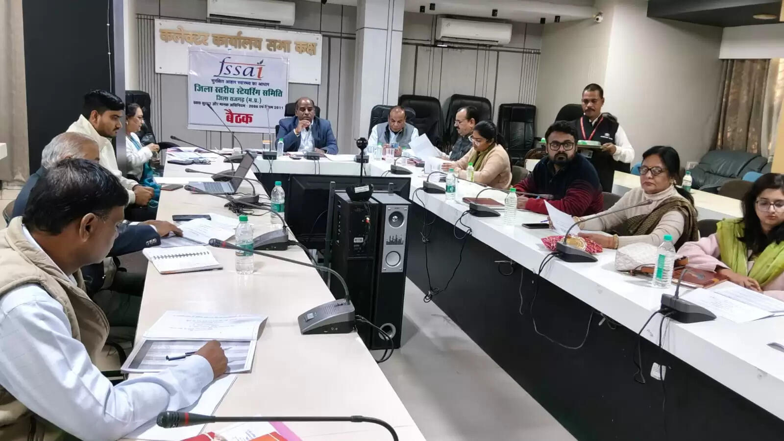 सभी विकास खण्डों में बनेंगे 800 मिड डे मील शेड