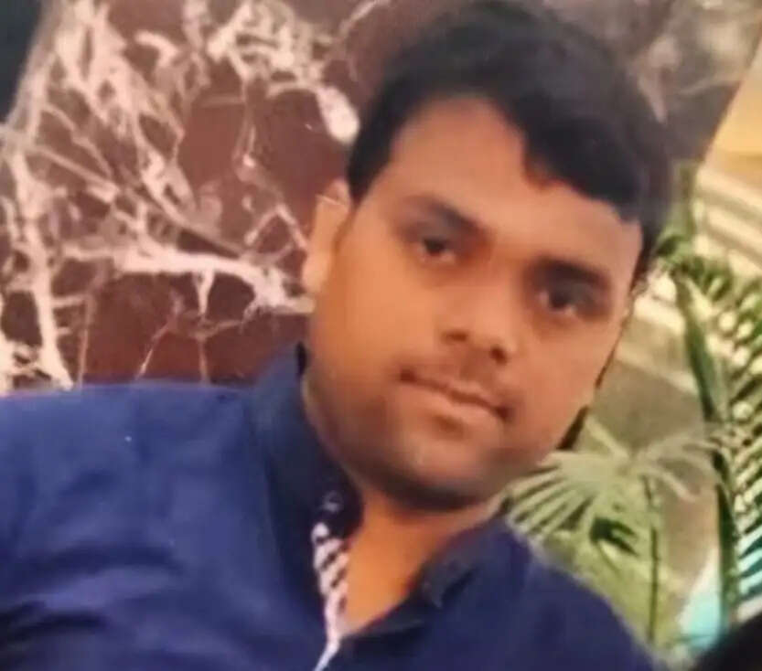 ग्राम पंचायत सचिव ने किराए के कमरे में फंदा लगाकर की आत्महत्या
