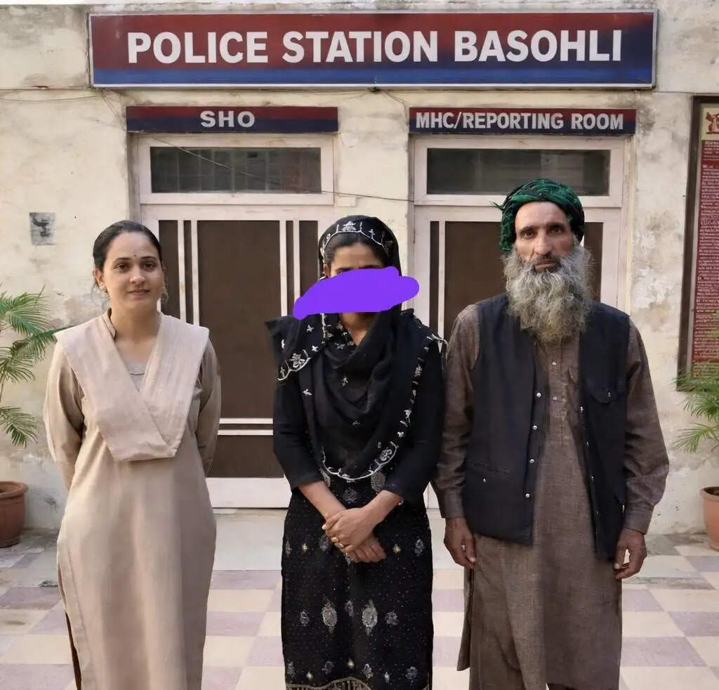 कठुआ पुलिस ने लापता युवती को ढूंढकर परिवार से मिलाया