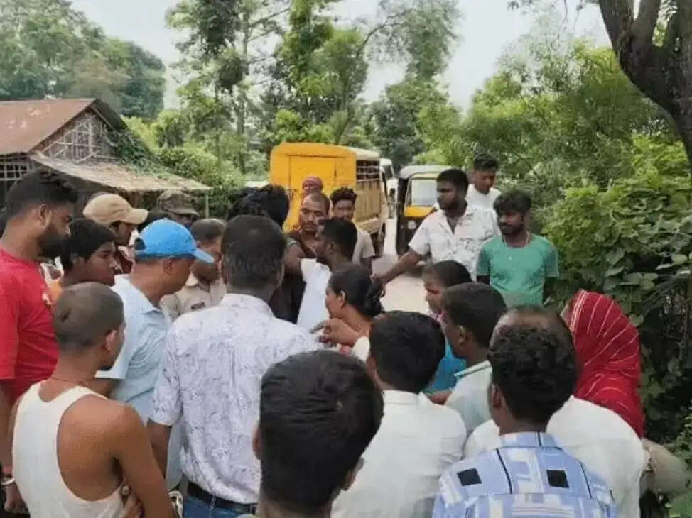 सुपौल में प्रार्थना सभा को लेकर हंगामा, धर्म परिवर्तन के आरोपों की जांच में जुटी पुलिस