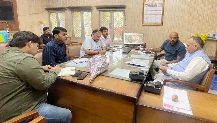 सोनीपत:बिजली शिकायतों के समाधान को अधिकारियों ने सार्वजनिक किए मोबाइल नंबर