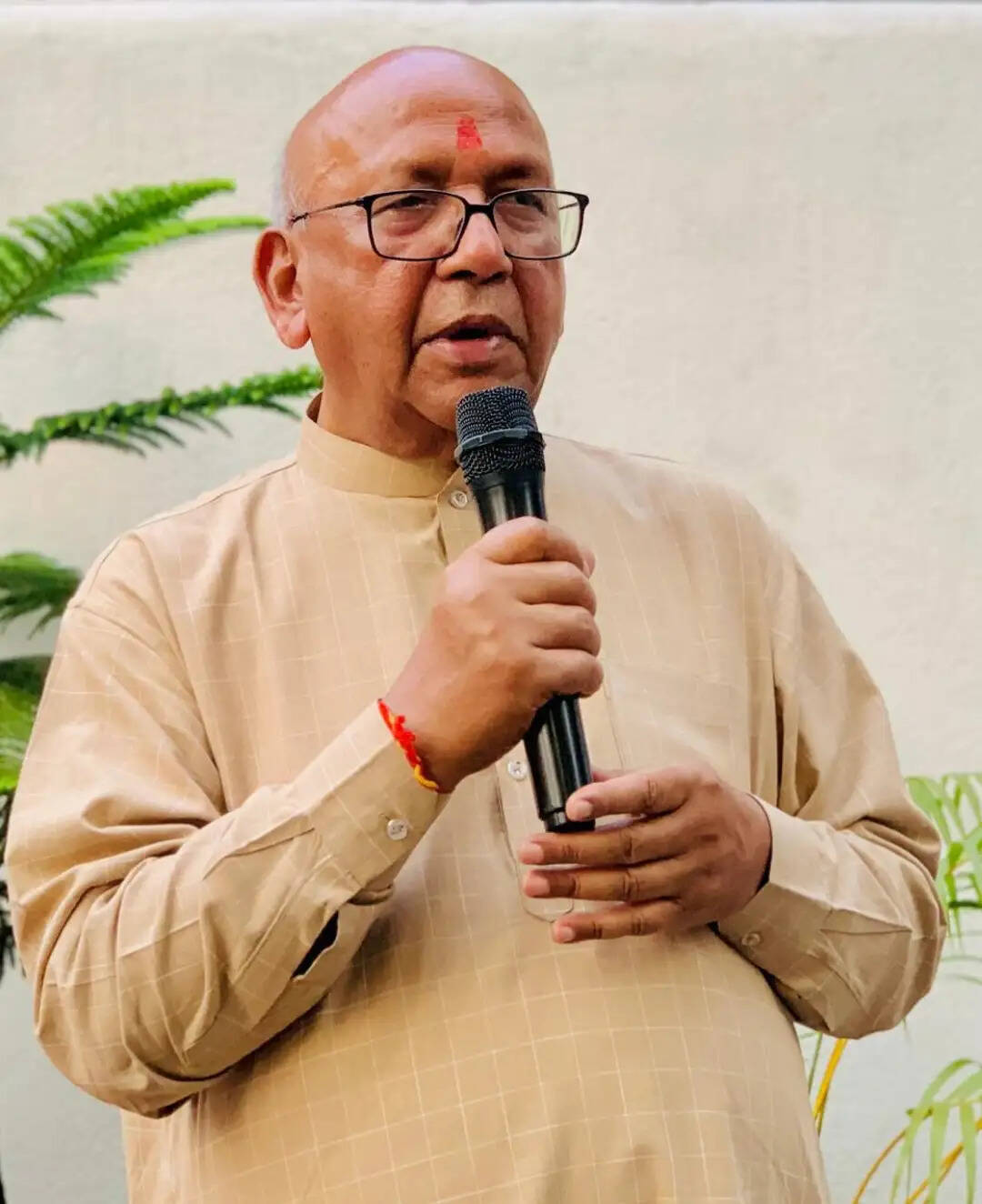 टीएमएच में इलाजरत मेहंदी के इलाज की व्यवस्था करेंगे सरयू राय