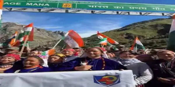 सीमांत ज्योतिर्मठ और माणा में धूमधाम से मनाया गया 80वां स्वतंत्रता दिवस