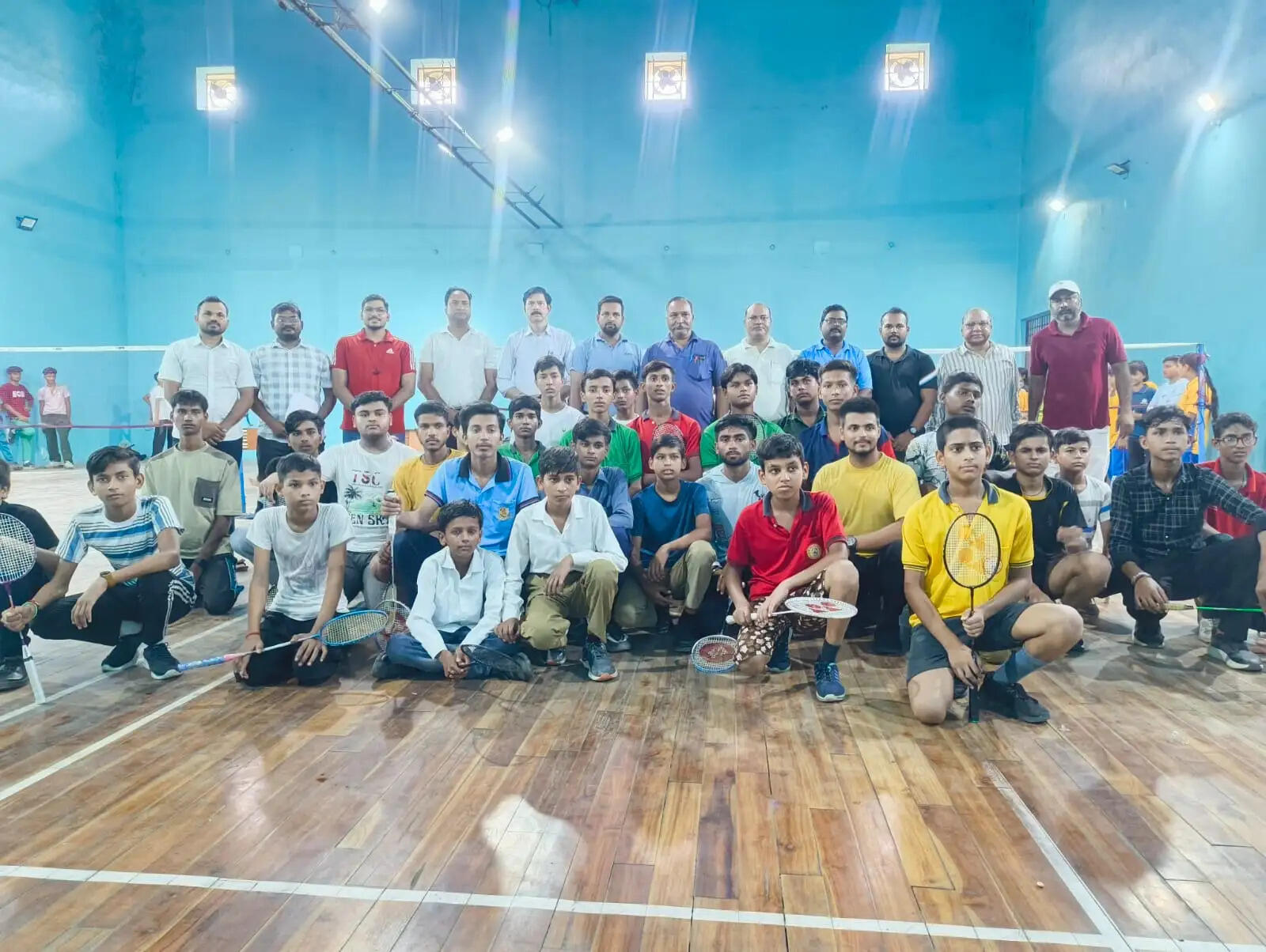 फर्रुखाबाद: बैडमिंटन प्रतियोगिता में बच्चों ने लिया बढ़चढ़ कर हिस्सा, चयनित प्रतिभागी मंडल स्तर पर करेंगे प्रतिभाग