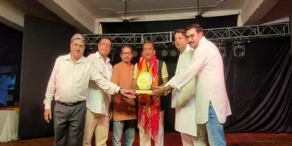 स्वच्छ मनोरंजन वही जिसका आनंद तीन पीढ़ी एक साथ ले सके : हेमंत पांडे