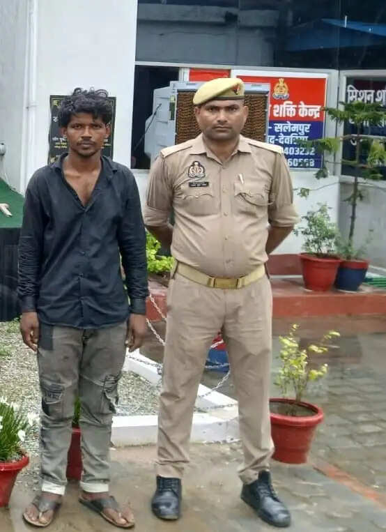 चोरी व नकबजनी का आरोपित गिरफ्तार