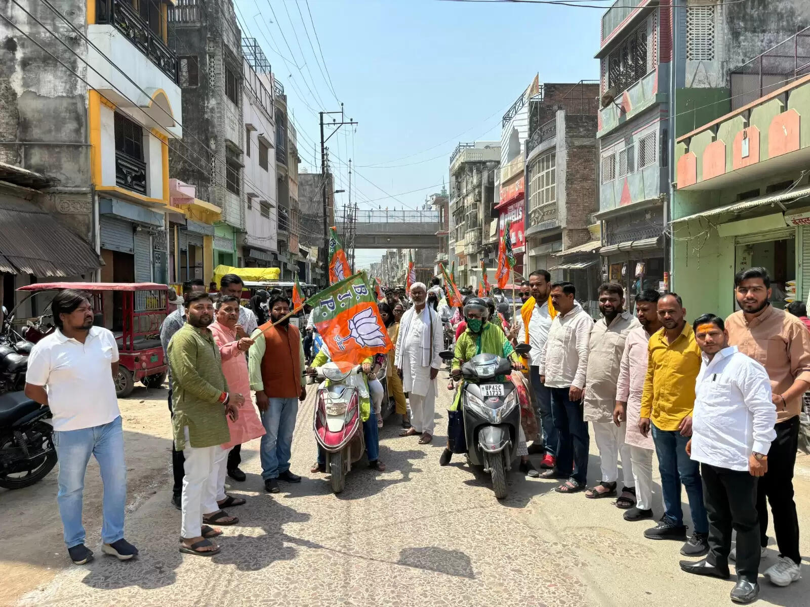 नारी शक्ति वंदन अधिनियम के समर्थन में सड़क पर उतरी भाजपा