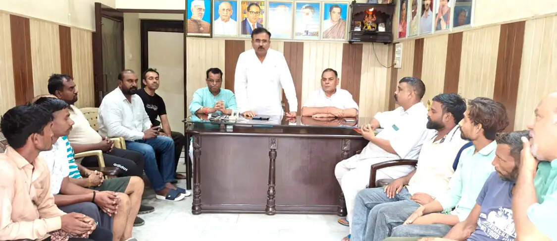 भाजपा अध्यक्ष की रैली में हनुमान वेशभूषा पर कांग्रेस का विरोध, माफी की मांग