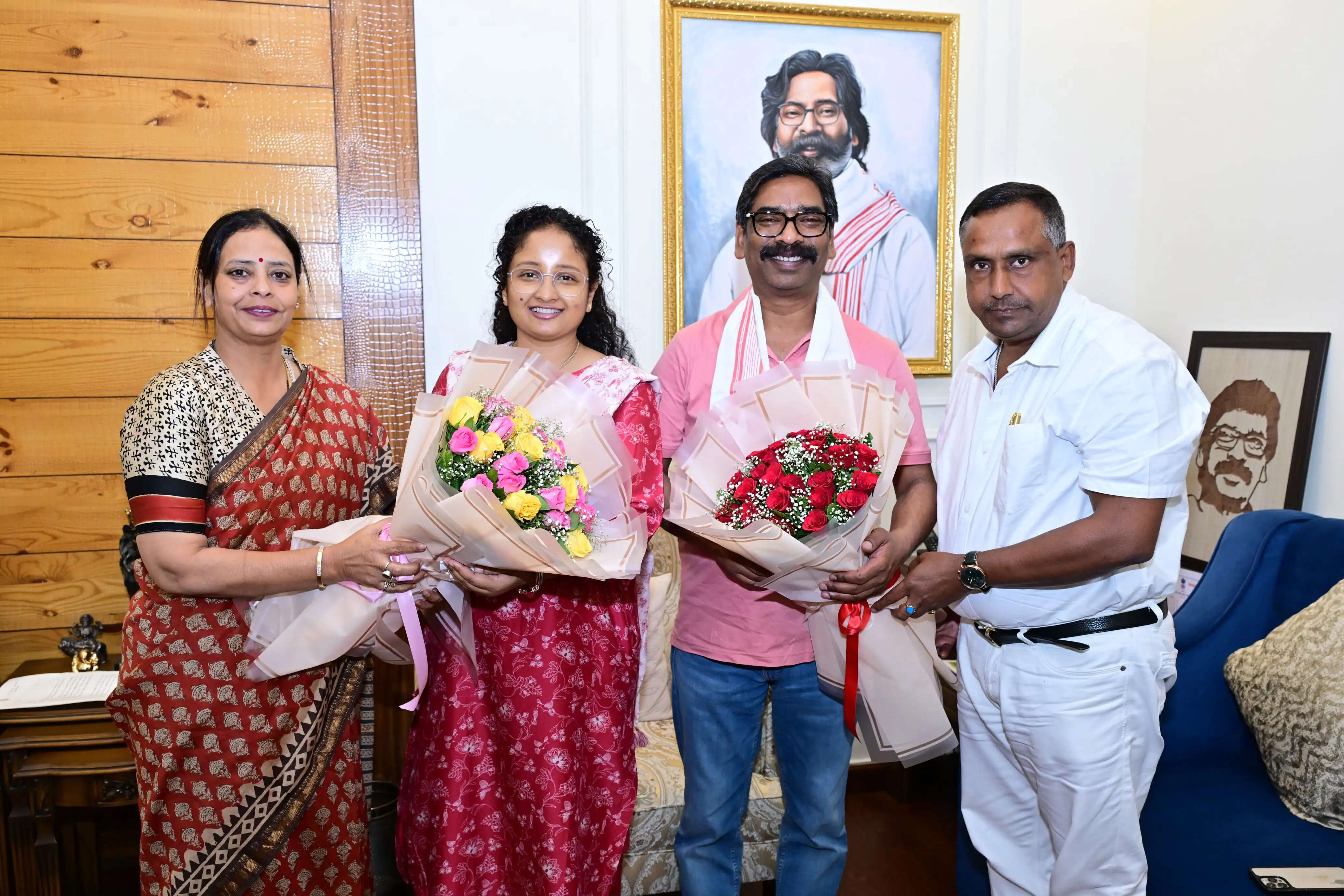 रांची में मुख्यमंत्री से मिलीं मानगो की नवनिर्वाचित मेयर सुधा गुप्ता