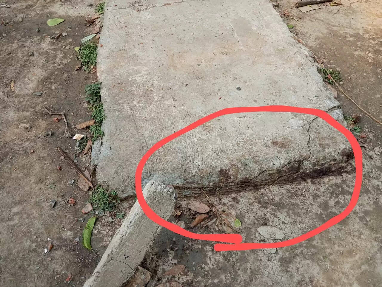 मुर्शिदाबाद डायरी-वे हमारे पड़ोसी थे, बहुत अच्छे संबंध थे लेकिन सब लूट ले गए