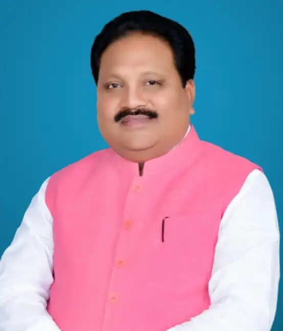 सरकारी विद्यालयों में वंदे मातरम् का सामूहिक गायन का निर्णय स्वागत योग्य