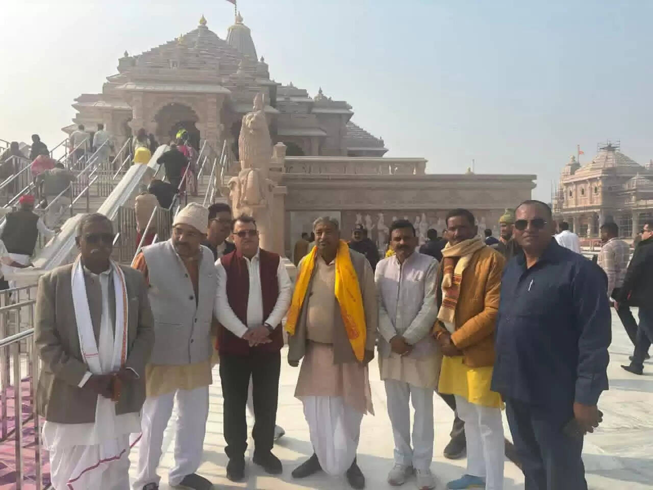 पूर्व सांसद विनय कटियार ने श्री राम लला का किया दर्शन