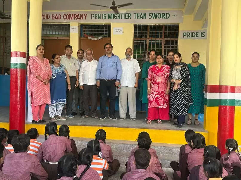 ब्राह्मण सभा छन्नी हिम्मत द्वारा परशुराम जयंती पर शैक्षिक एवं पर्यावरणीय कार्यक्रम आयोजित