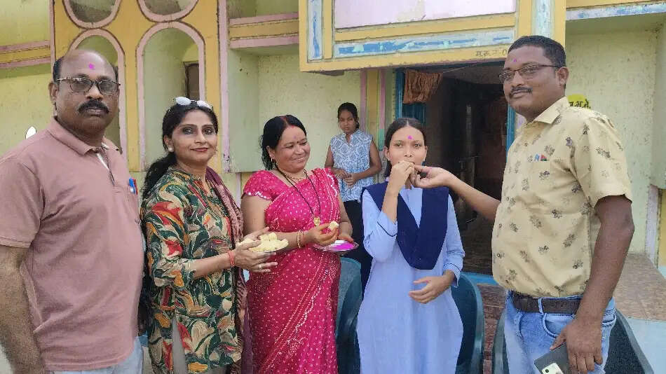 गांधी ग्राम कंडेल की बेटी कुसुमलता ने बढ़ाया मान, 12 वीं बोर्ड में राज्य में पांचवां स्थान