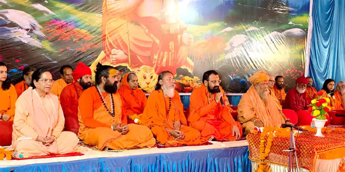 शंकराचार्य ने भारत को आध्यात्मिक व सांस्कृतिक रूप से एक सूत्र में पिरोया: रविन्द्र पुरी