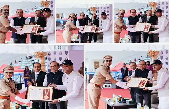 आर्थिक विकास में आईआरएस अधिकारियों की भूमिका अहम: पंकज चौधरी