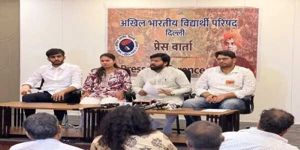 सत्य निकेतन हादसे के लिए जिम्मेदारों पर हो कार्रवाई, निगमायुक्त दें इस्तीफा: अभाविप