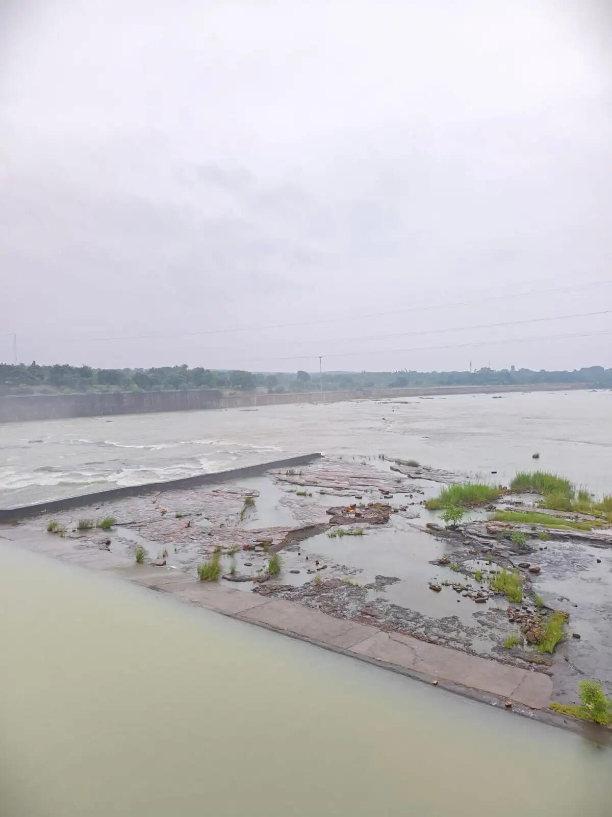 लबालब बांधों से किसानों के चेहरे खिले, बेहतर खरीफ फसल की उम्मीद