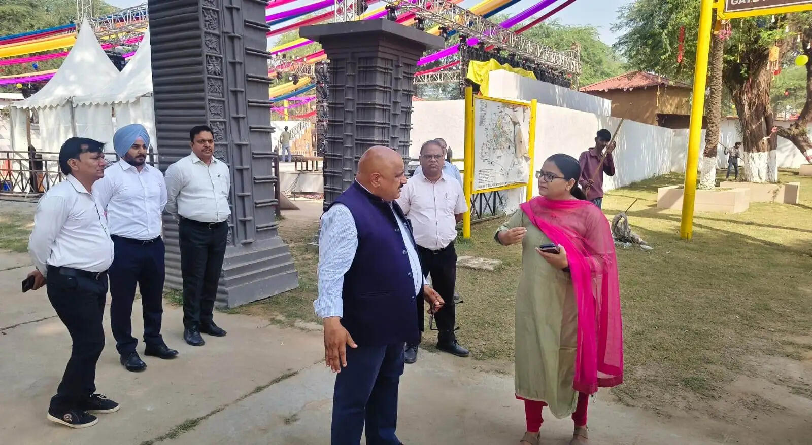 फरीदाबाद : सूरजकुंड दीपावली मेले की तैयारियों का एडीसी ने किया निरीक्षण