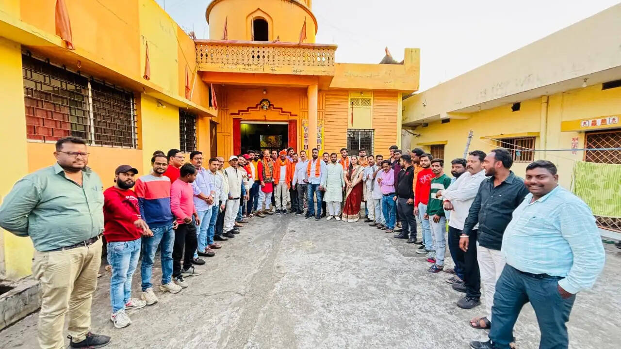 श्री श्री राम नवमी पूजा महासमिति रामगढ़ के अध्यक्ष बने राजेश ठाकुर