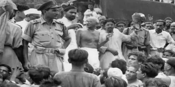इतिहास के पन्नों में 31 दिसंबर : 1929 के लाहौर अधिवेशन में महात्मा गांधी ने की पूर्ण स्वराज्य की घोषणा